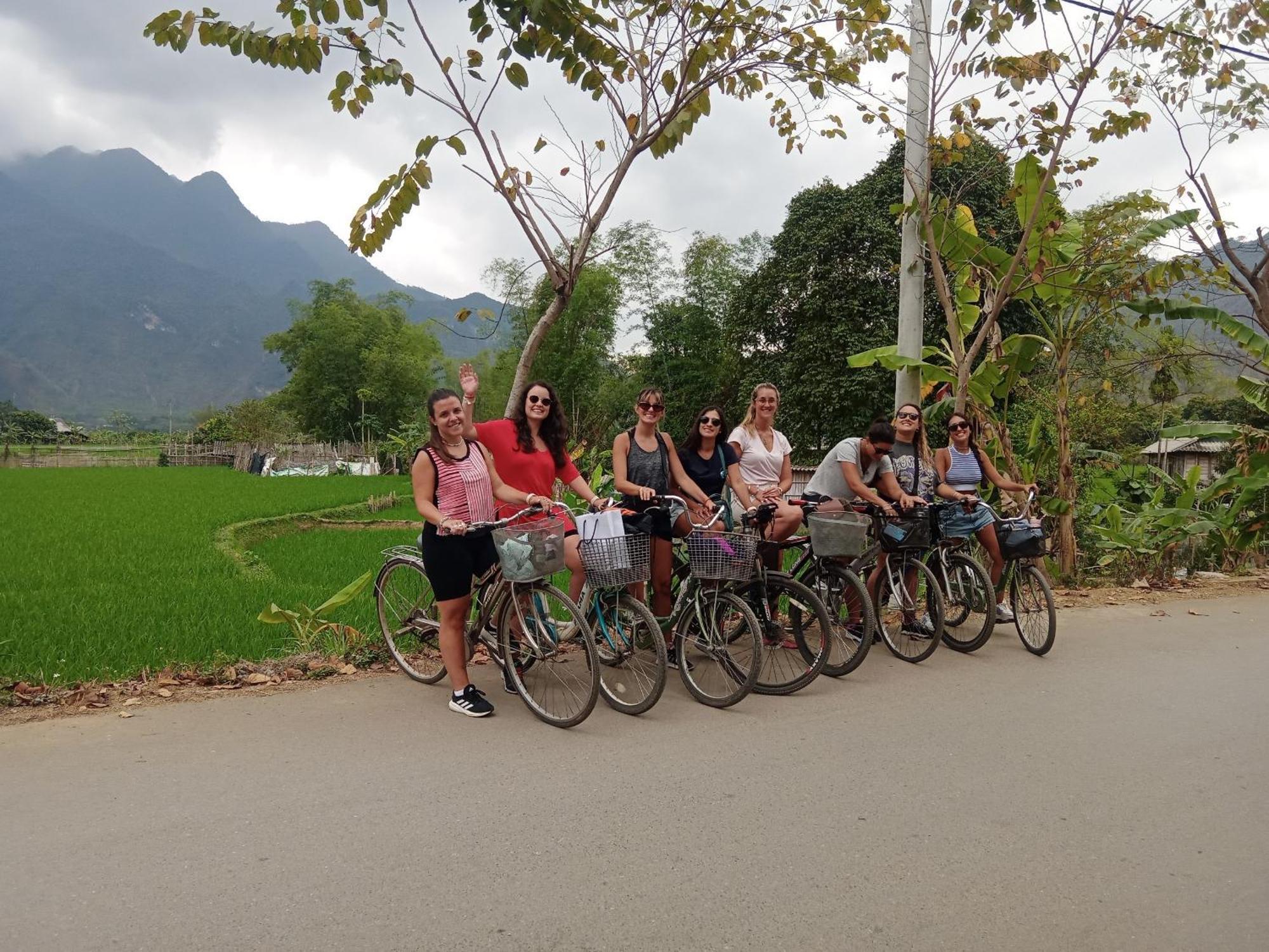Truong Huy Homestay Mai Chau Exterior foto